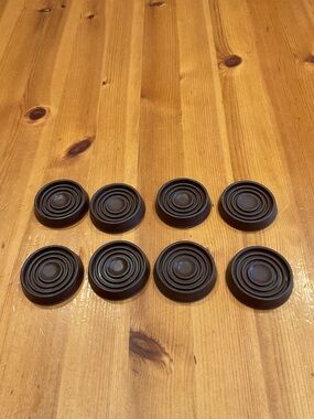 NON SLIP RUBBER CUPS FOR FURNITURE PREVENTS SKIDDING ON FLOORS CUSHIONS 8 CT NEW
